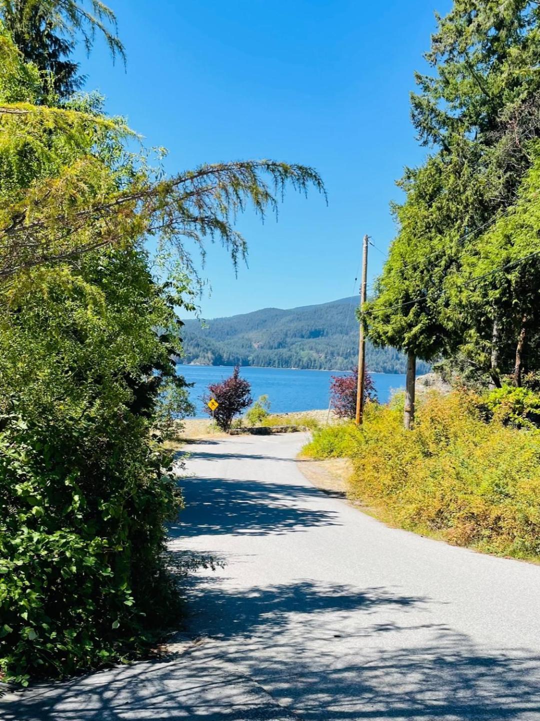 The Tuwanek Hotel And Spa Sechelt Luaran gambar
